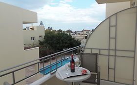 Yakinthos Hotel Creta